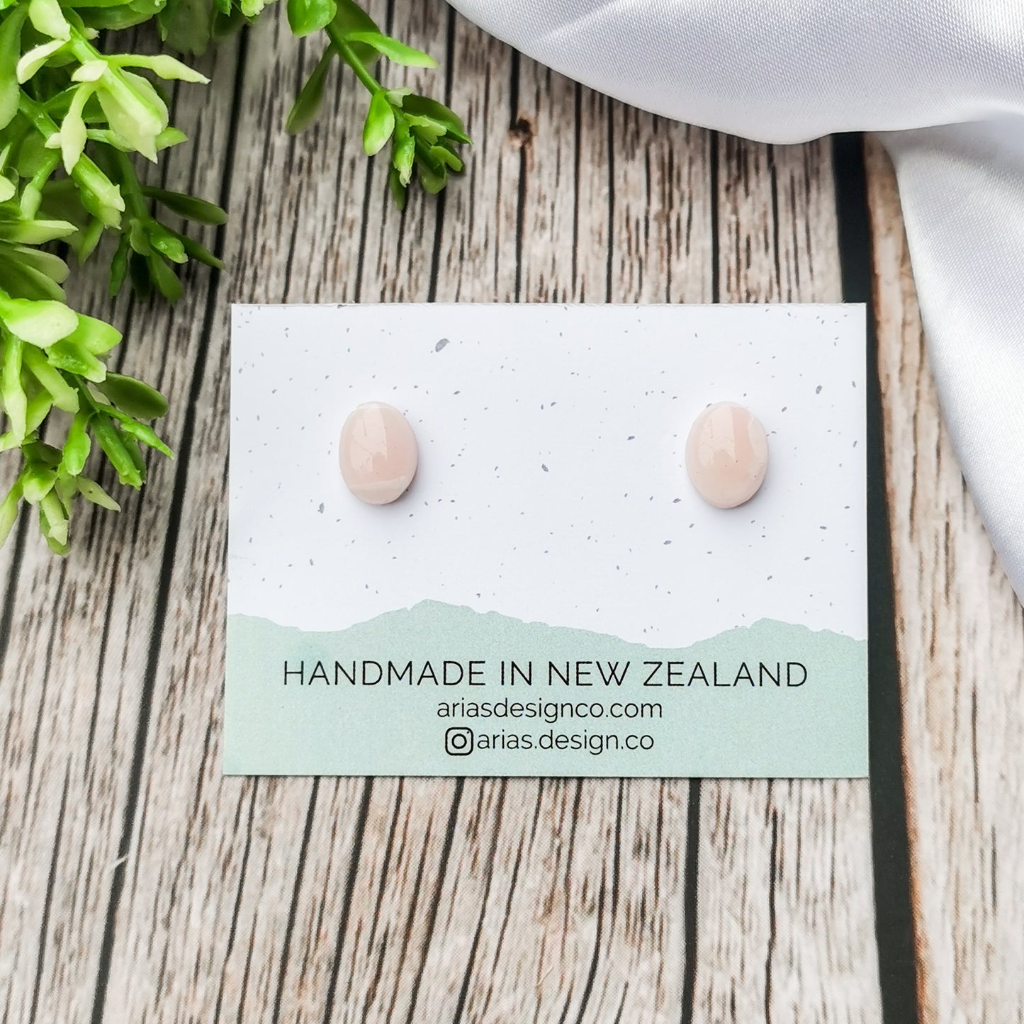 Faux Stone | Oval Stud Earrings
