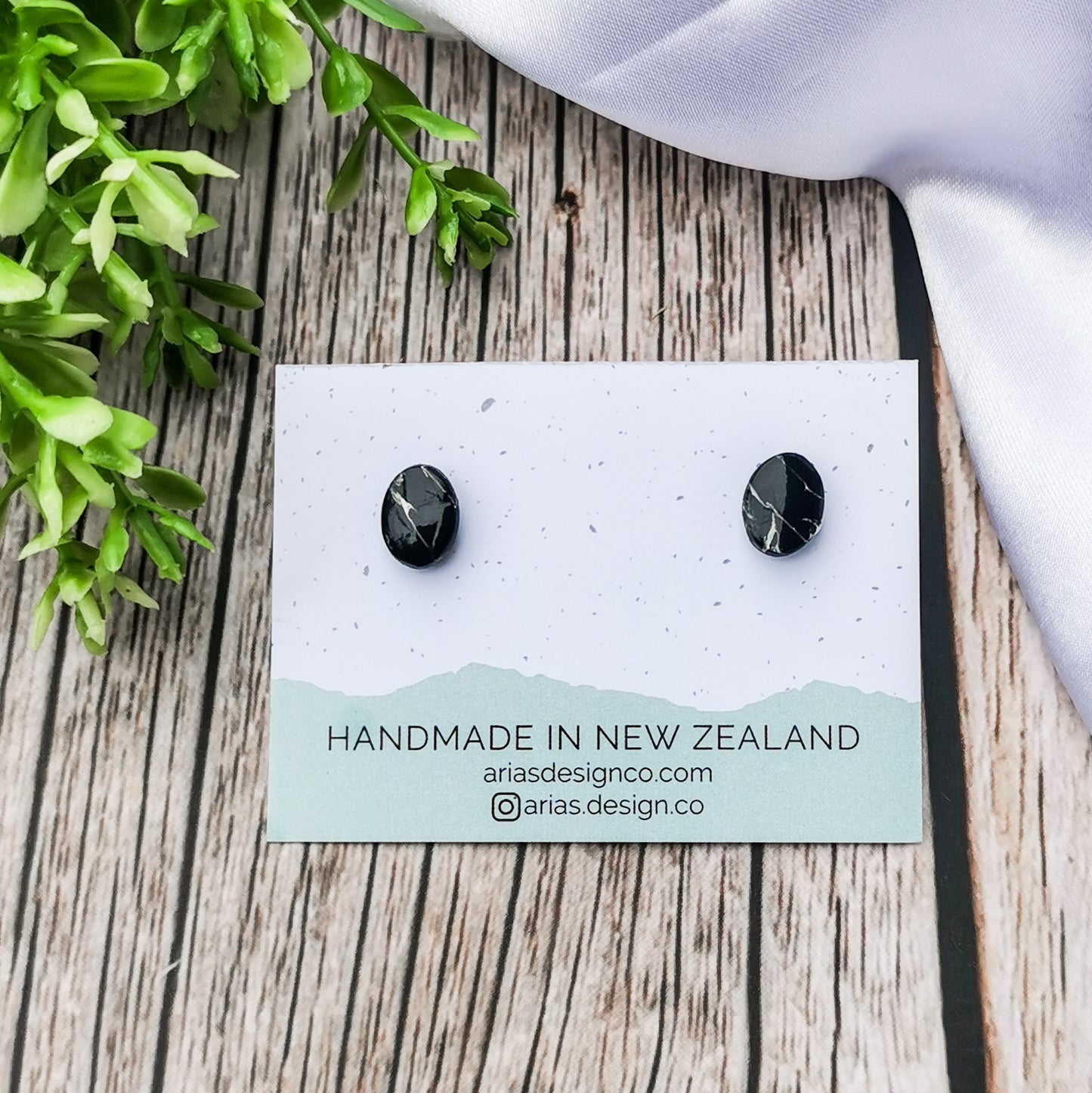 Faux Stone | Oval Stud Earrings