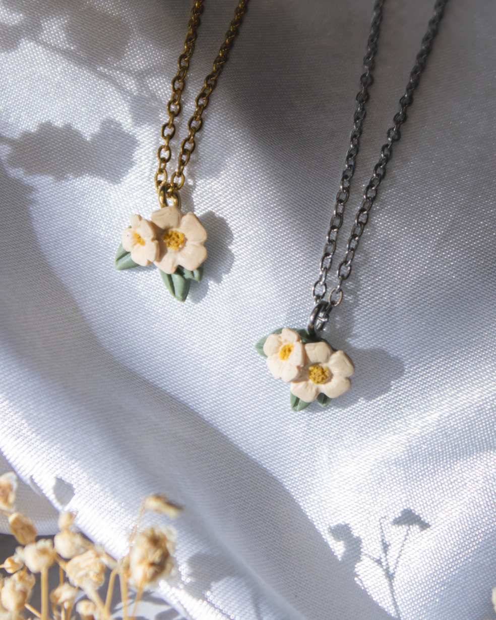 Ivory Flower Necklace