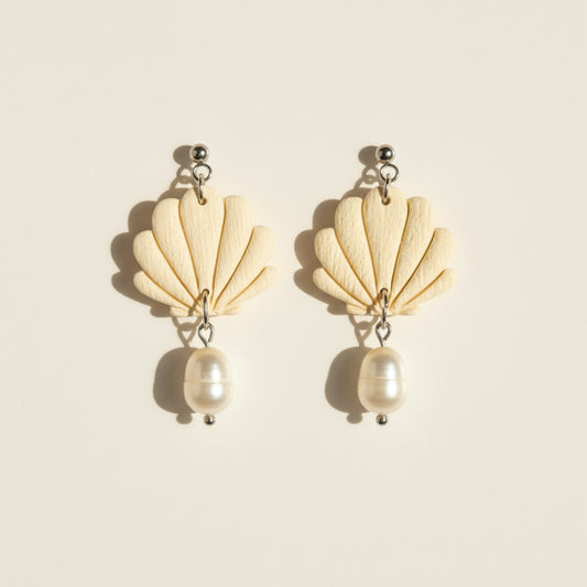 Ivory Seashell & Pearl Earrings
