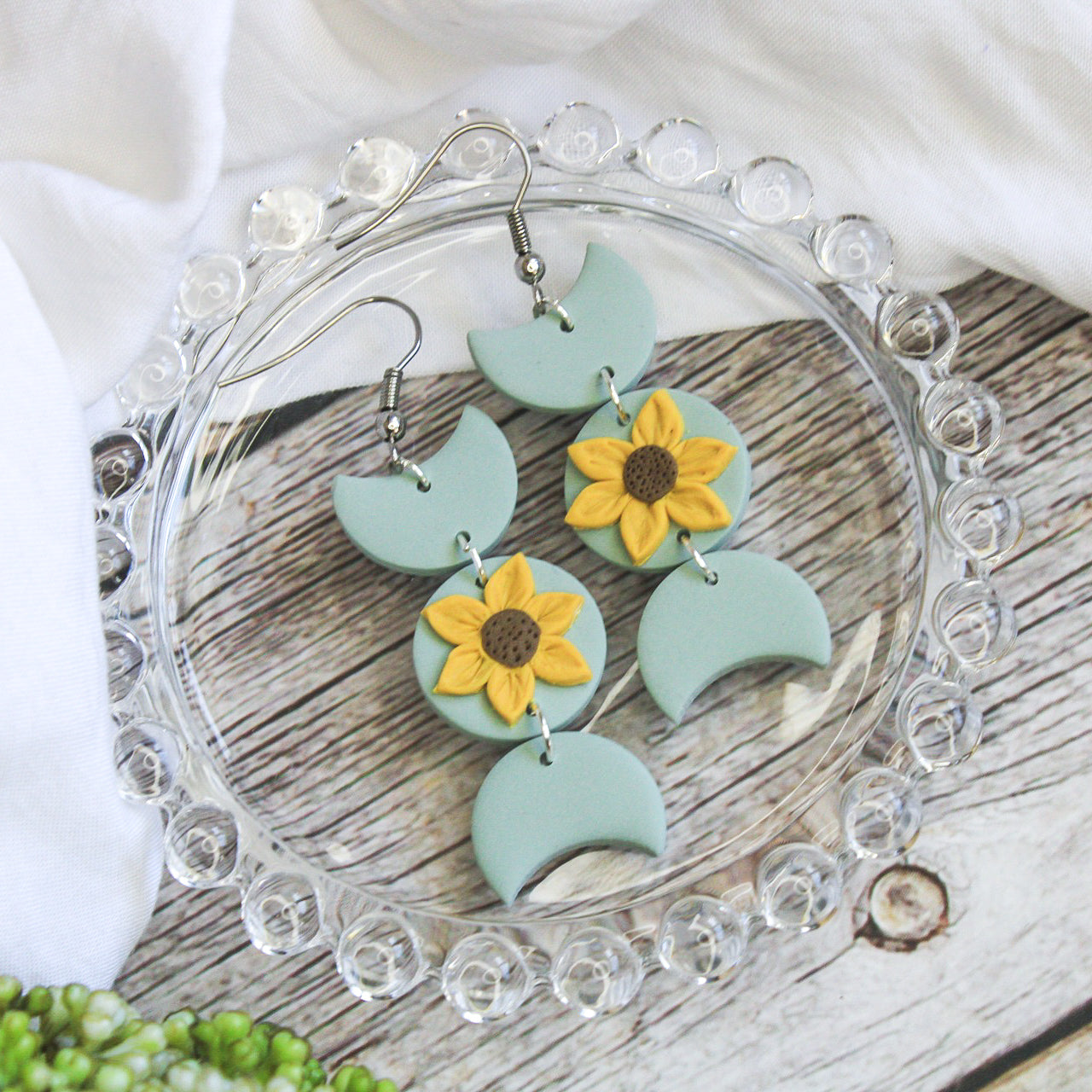 Handmade polymer clay sunflower earrings | Sunflower earrings and jewellery | Boho sunflower earrings