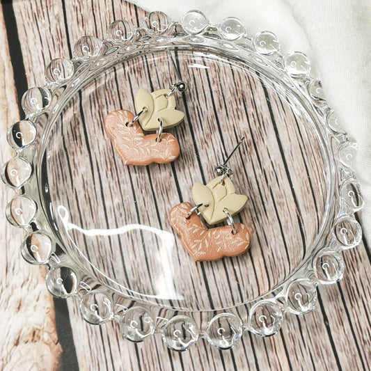 Botanical Mini Scallop Earrings